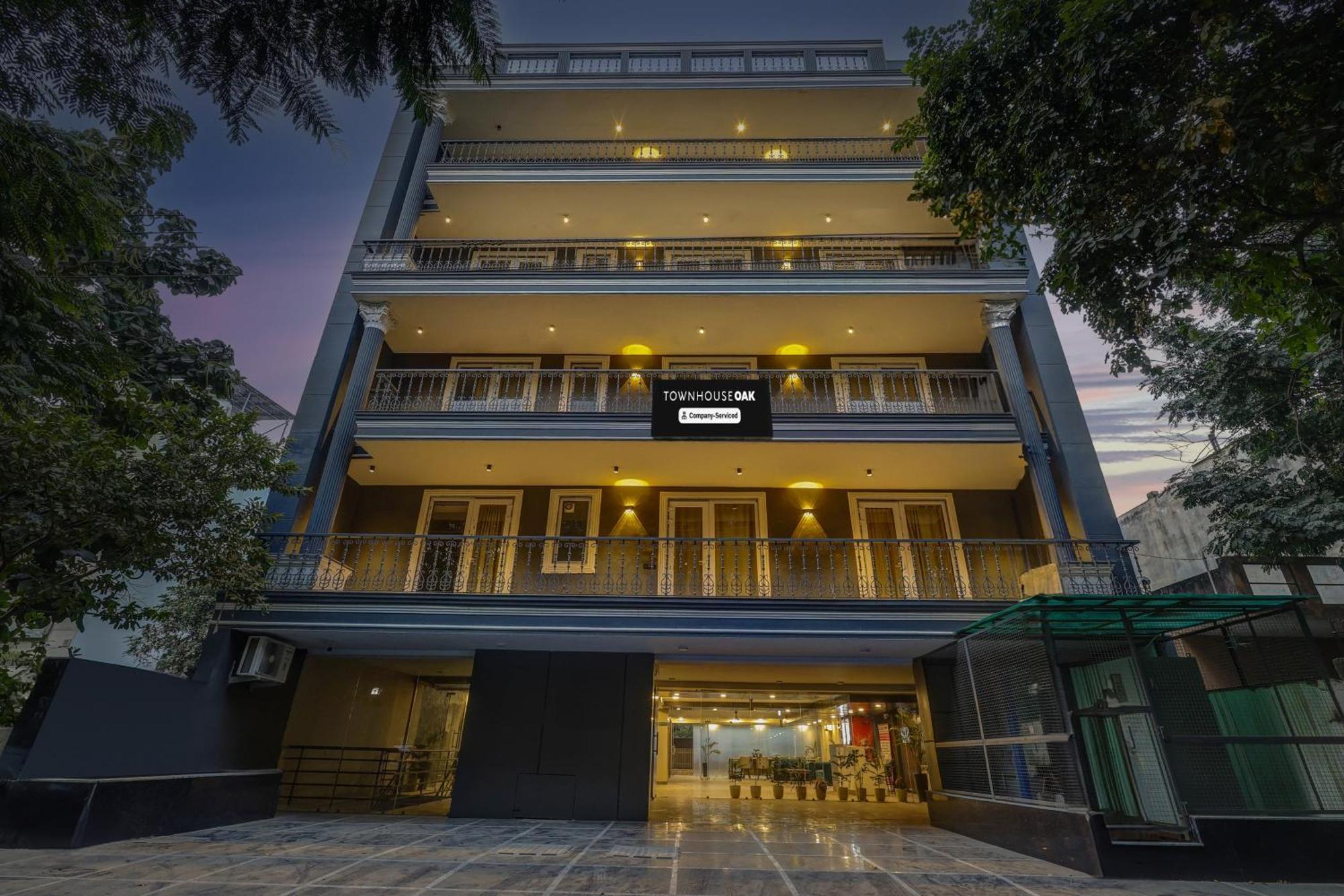 Super Townhouse Oak Udyog Vihar 호텔 구르가온 외부 사진