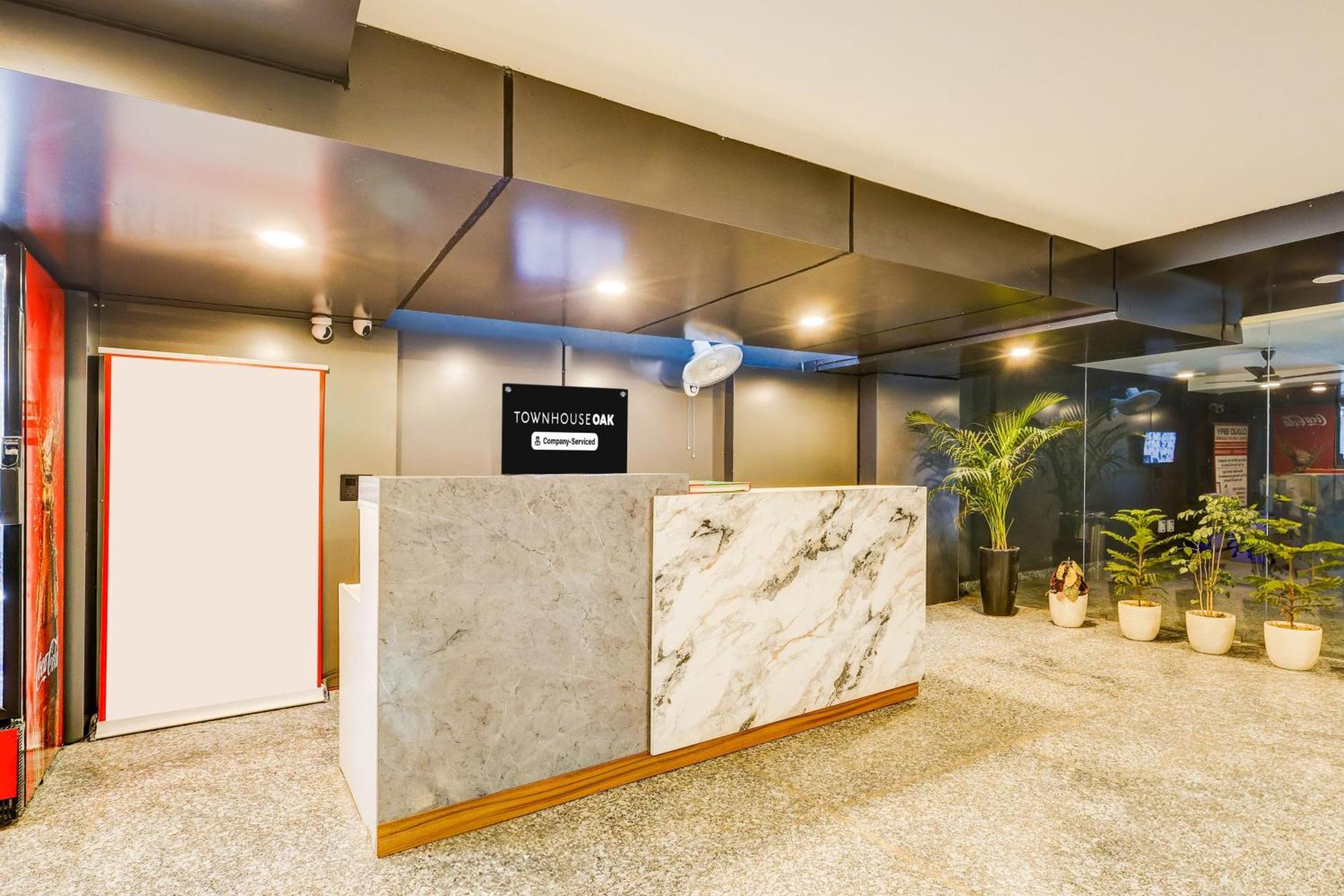 Super Townhouse Oak Udyog Vihar 호텔 구르가온 외부 사진