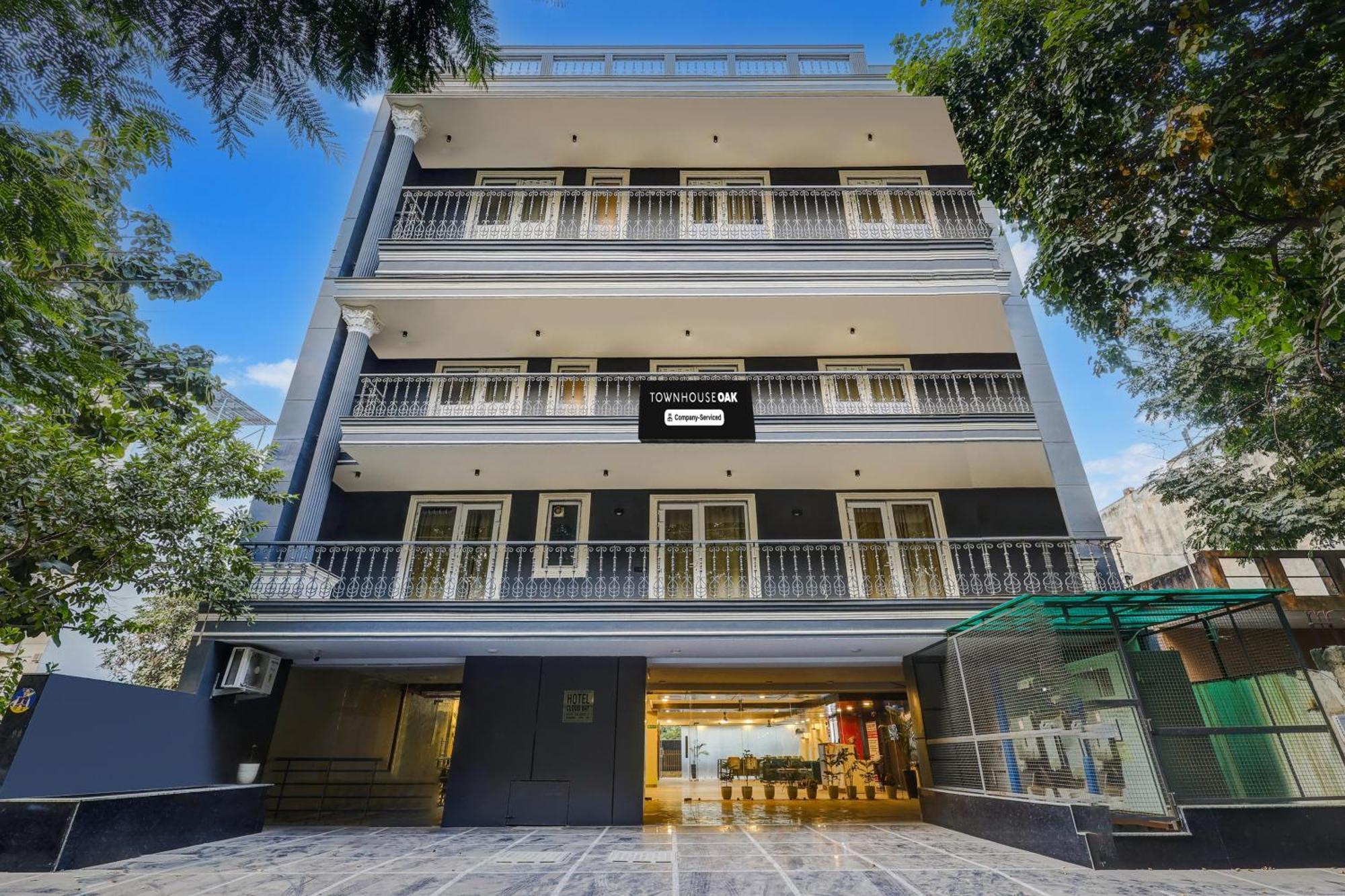 Super Townhouse Oak Udyog Vihar 호텔 구르가온 외부 사진