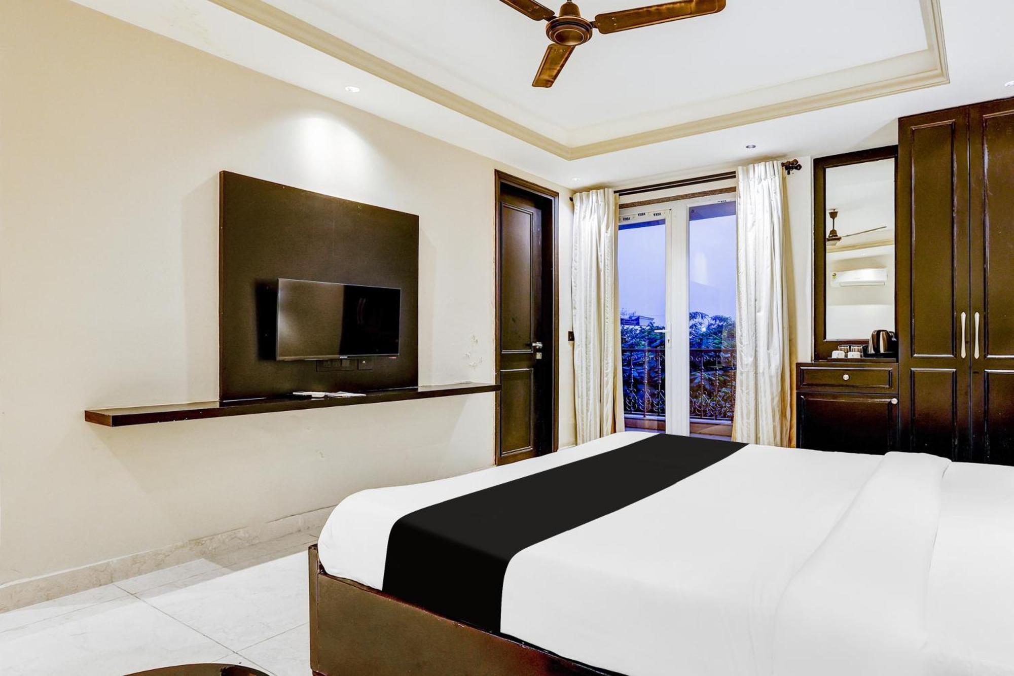 Super Townhouse Oak Udyog Vihar 호텔 구르가온 외부 사진